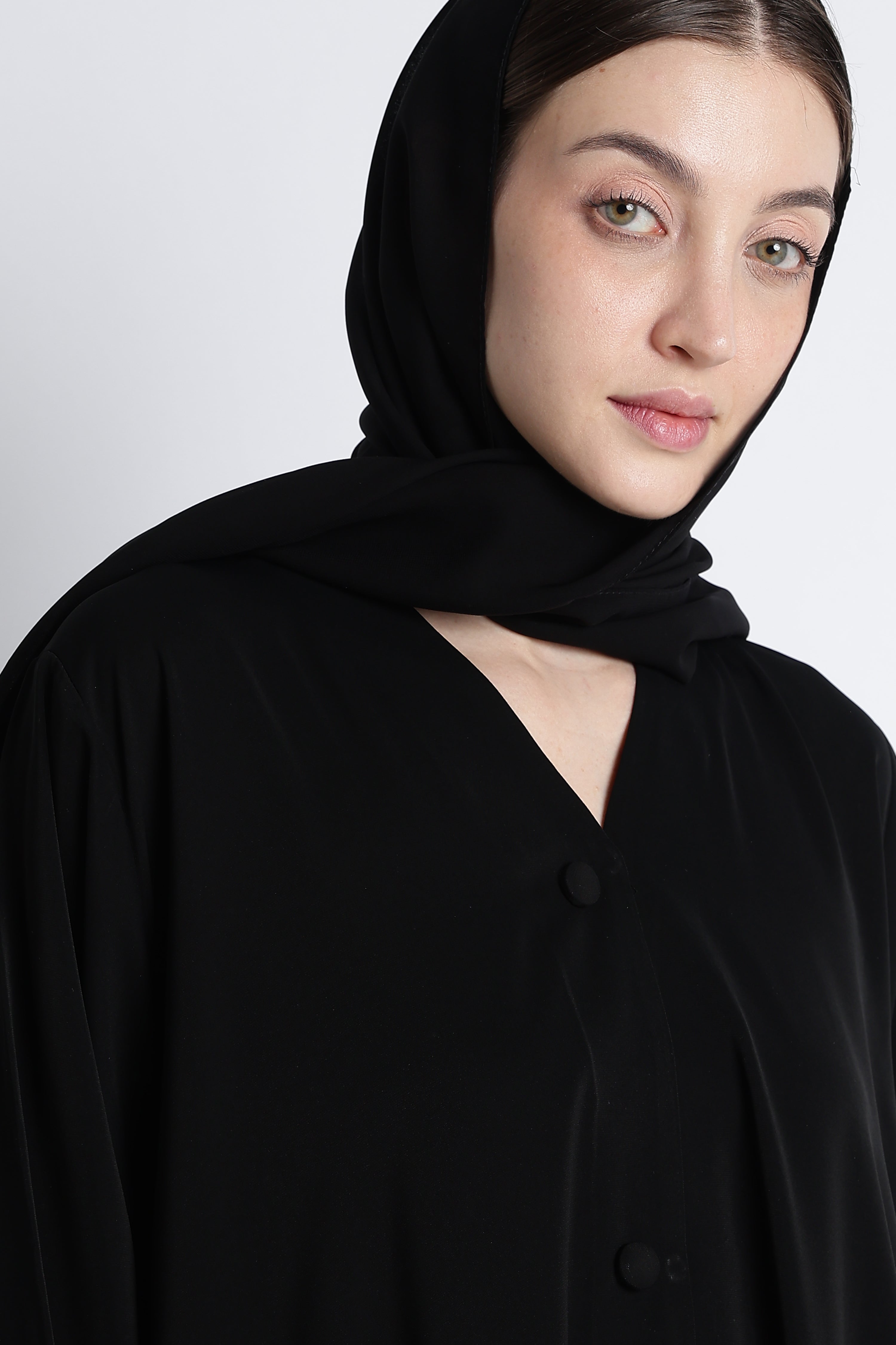 Black Umbrella Abaya with Fabric Buttons – Premium Nida Elegant Flowy Abaya